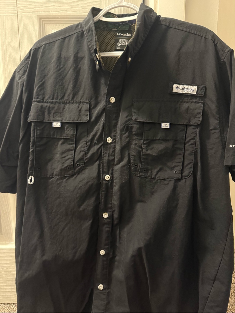 Luke Combs Columbia Black Short-Sleeve Outdoor Button Shirt